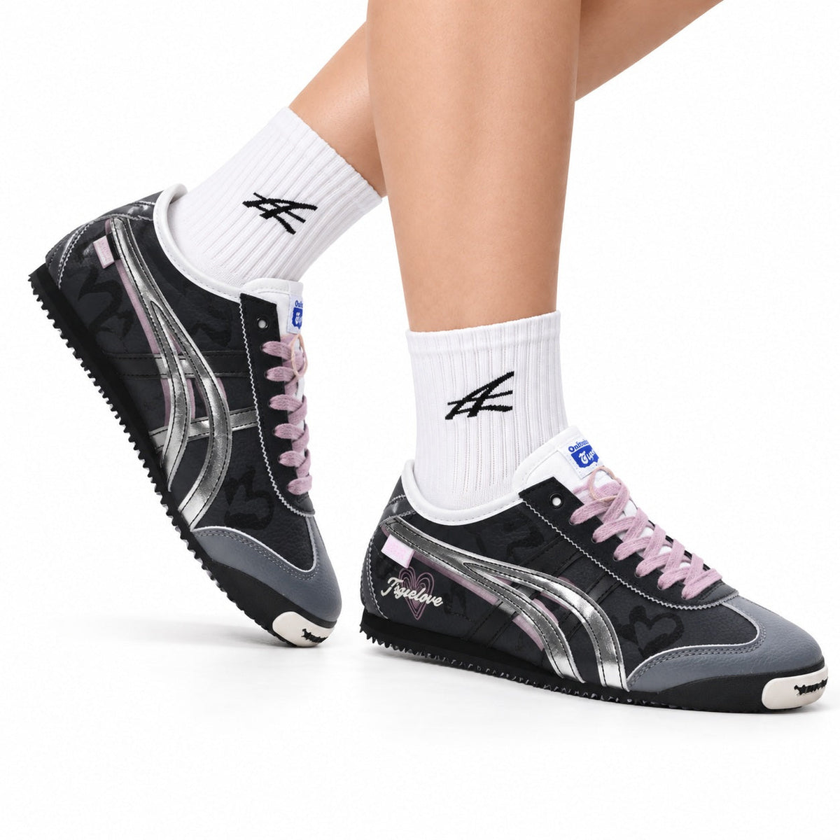 Onitsuka Tiger Retro Low Top Black Pink Silver Unisex Shoes Style 25